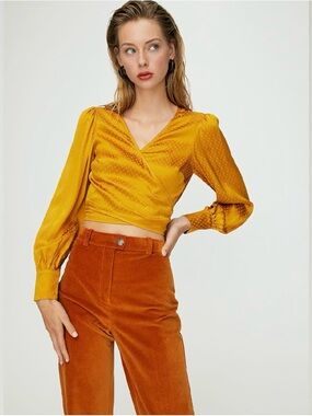 NWT Aritzia Wilfred Vivi Mustard Yellow Cropped Satin Tie Up Wrap Blouse